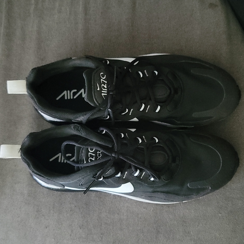 Nike Air Max 270 React Black and white Size 8.5